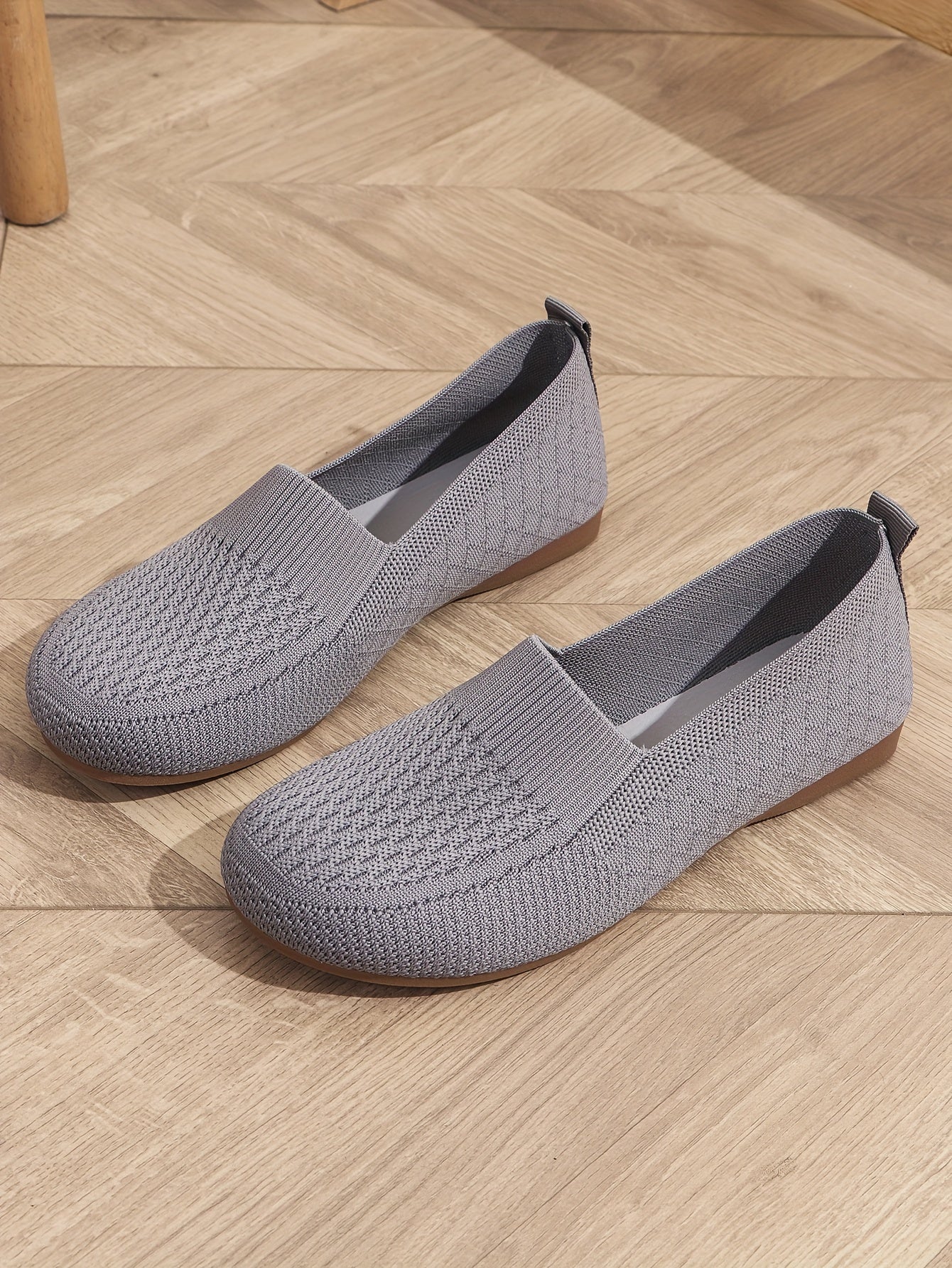 Ladies' Oversized Shoes, Wide-Fit Footwear, Plus-Size Women'S Shoes, Comfortable And Loose-Fitting for All Seasons, New Indoor And Outdoor Styles.