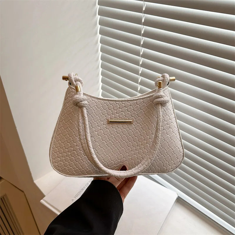 2025 Elegant Women's Luxury Crossbody Bag Simple Fashion Single Shoulder Solid Color Zip Waterproof Polyester New Handbag