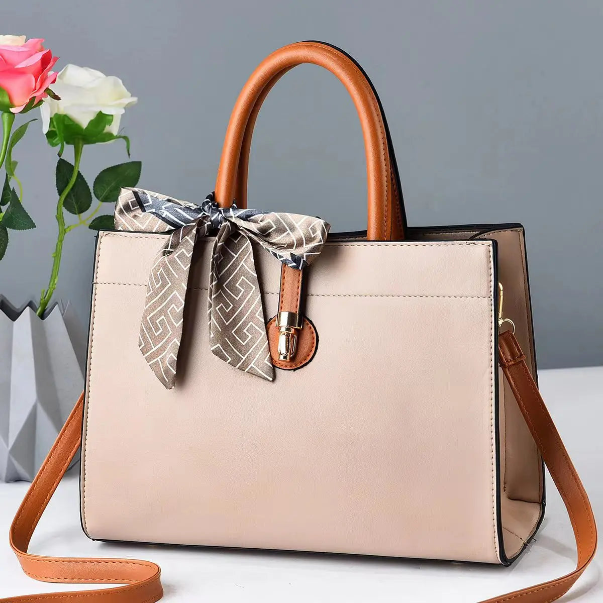 2022 Fashion Women Crossbody Bag Trend Shoulder Hand Bag Designer Women's Tote Bags Custom Wholesale Large Capacity Handbags