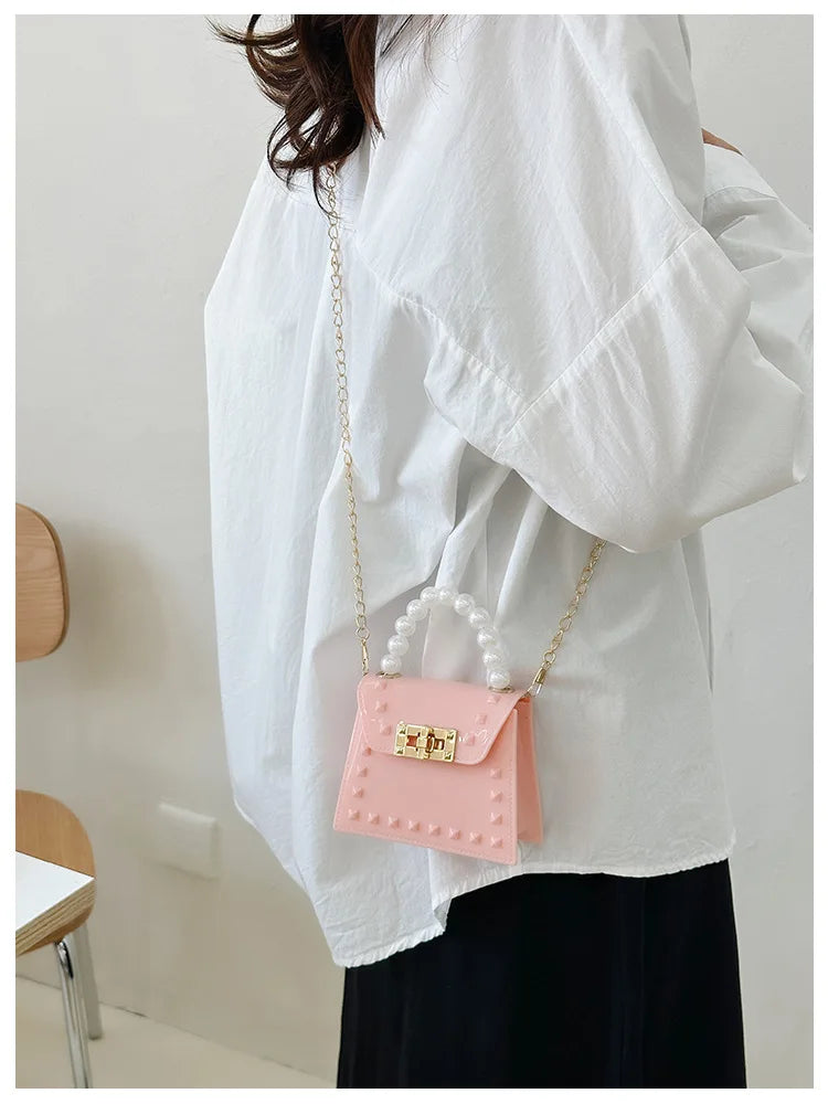 New Summer Fashion Handbag for Young Ladies Small Crossbody Bag with Pearl Chain