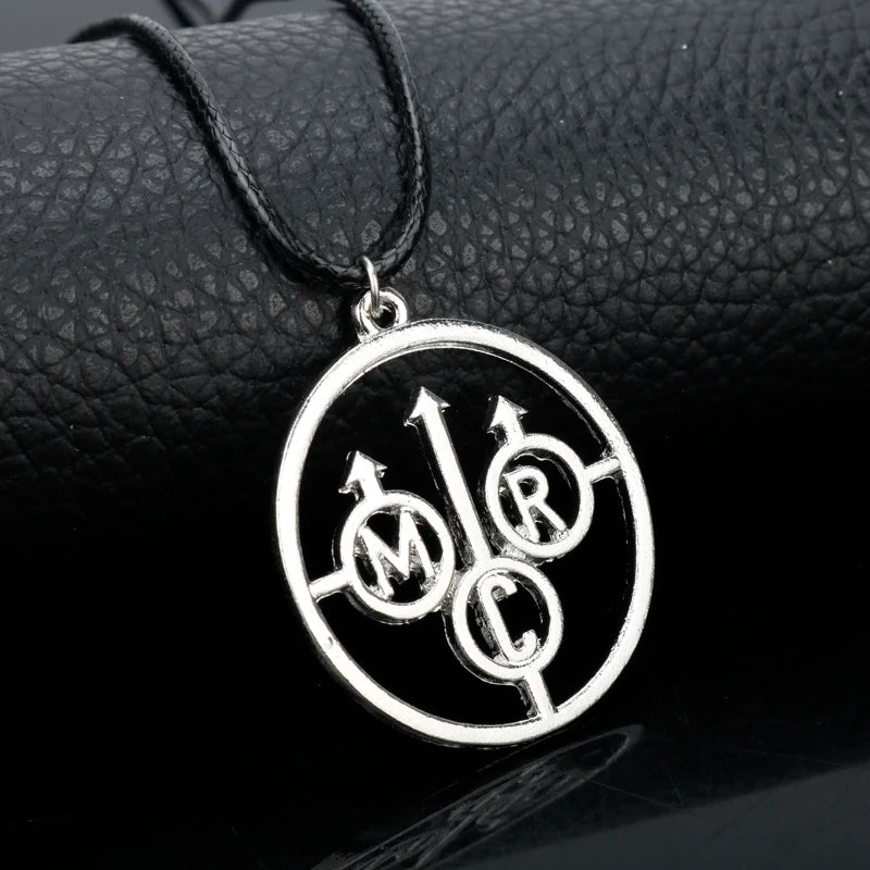 Punk Rock Band Necklace Fashion Gothic Sexy Pop Star Singer Music Band Pendant Link Chain for Women Men Fans Gifts