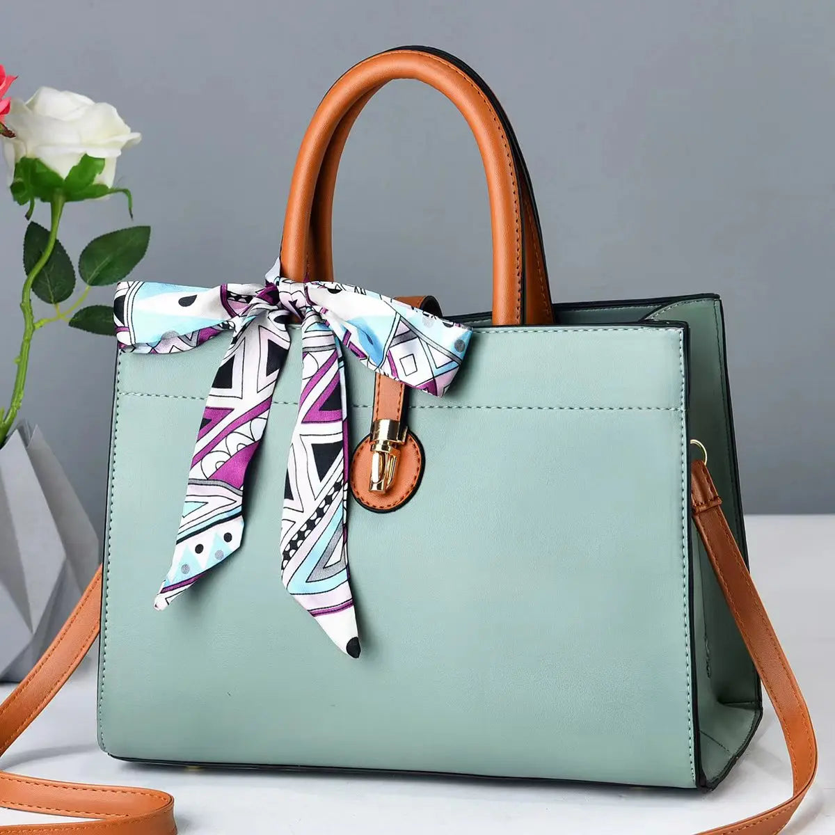 2022 Fashion Women Crossbody Bag Trend Shoulder Hand Bag Designer Women's Tote Bags Custom Wholesale Large Capacity Handbags