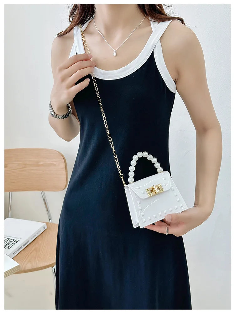 New Summer Fashion Handbag for Young Ladies Small Crossbody Bag with Pearl Chain