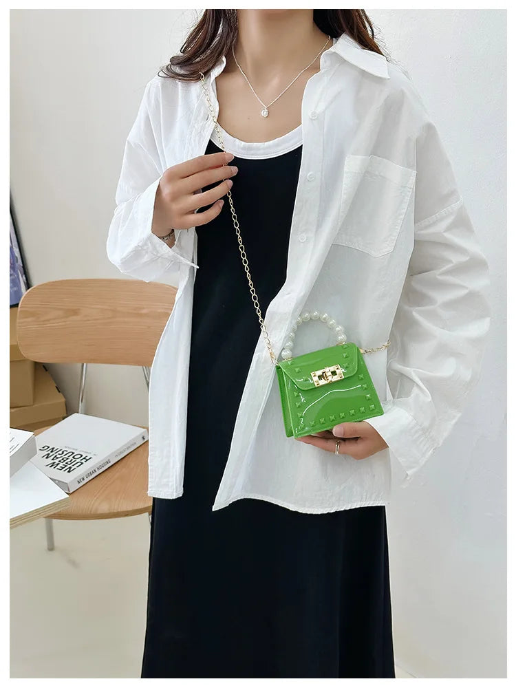 New Summer Fashion Handbag for Young Ladies Small Crossbody Bag with Pearl Chain