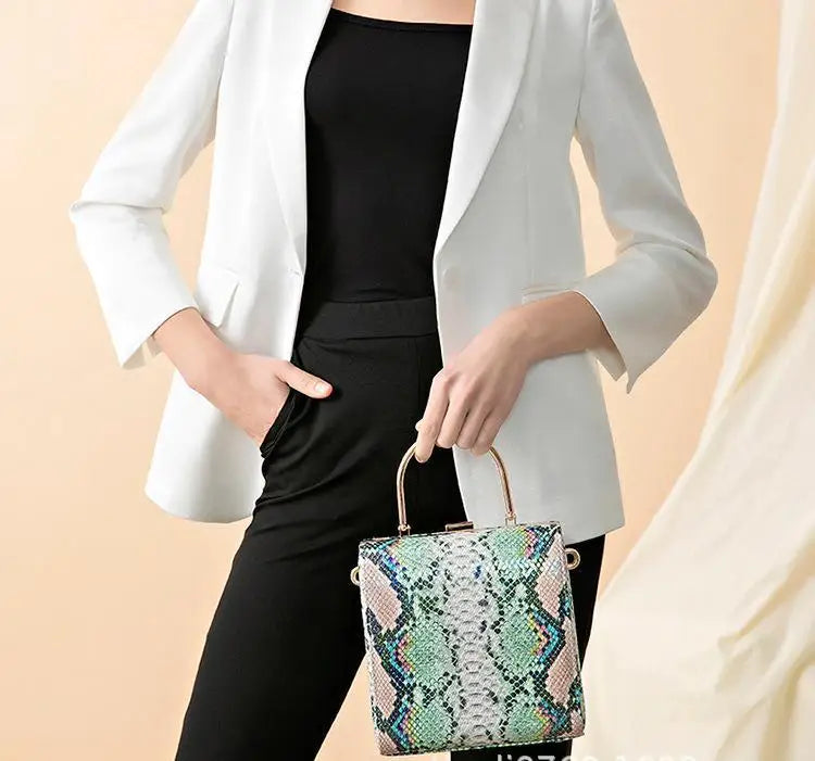 2021 Top Grade Designer Purse Famous Brands Polynesian Print Lady Bags Fashion Clutches Snake Skin Handbags for Women