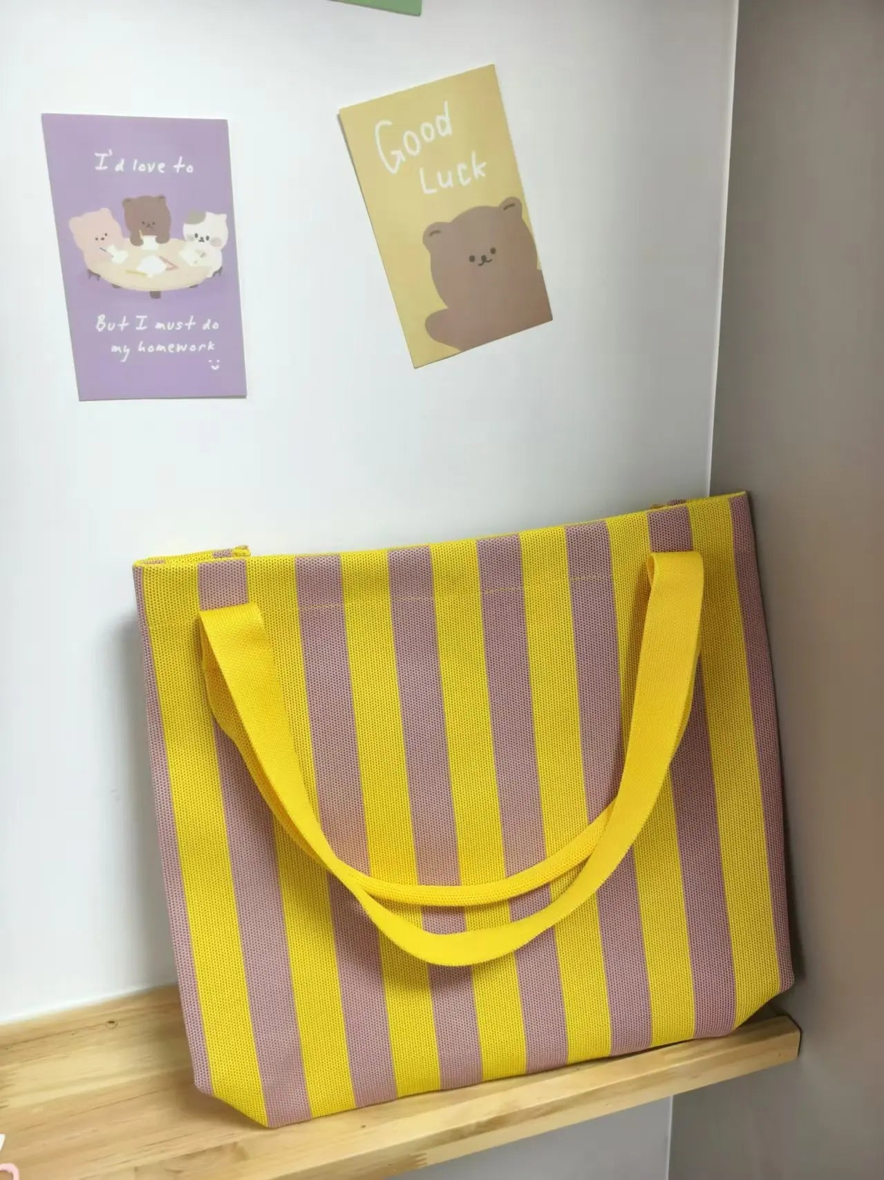 2025 New Large Capacity Striped Knitted Shoulder Bag for Women Fashionable Versatile High End Couple Travel Handbag