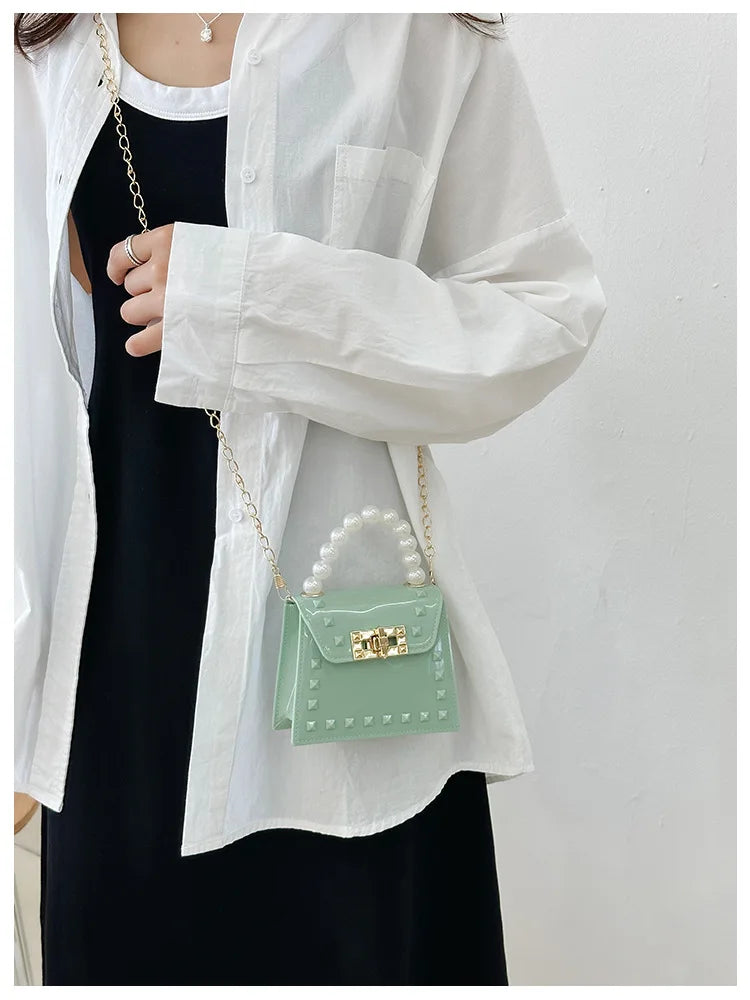 New Summer Fashion Handbag for Young Ladies Small Crossbody Bag with Pearl Chain