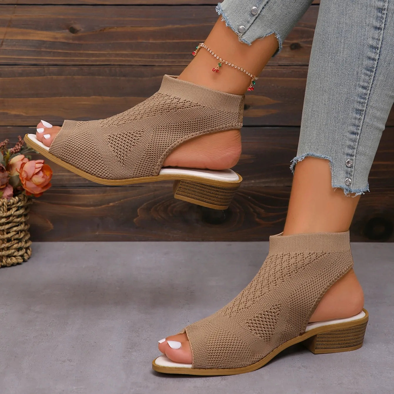 Women Sandals 2024 New Summer Fashion Casual Comfortable Sandals Open Toe Lightweight Outdoor Sandals Women Shoes for Women