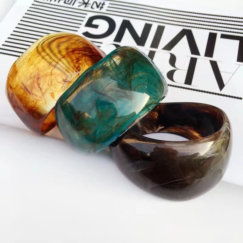 Fashionable irregular bangles with marble pattern for women bracelets for women