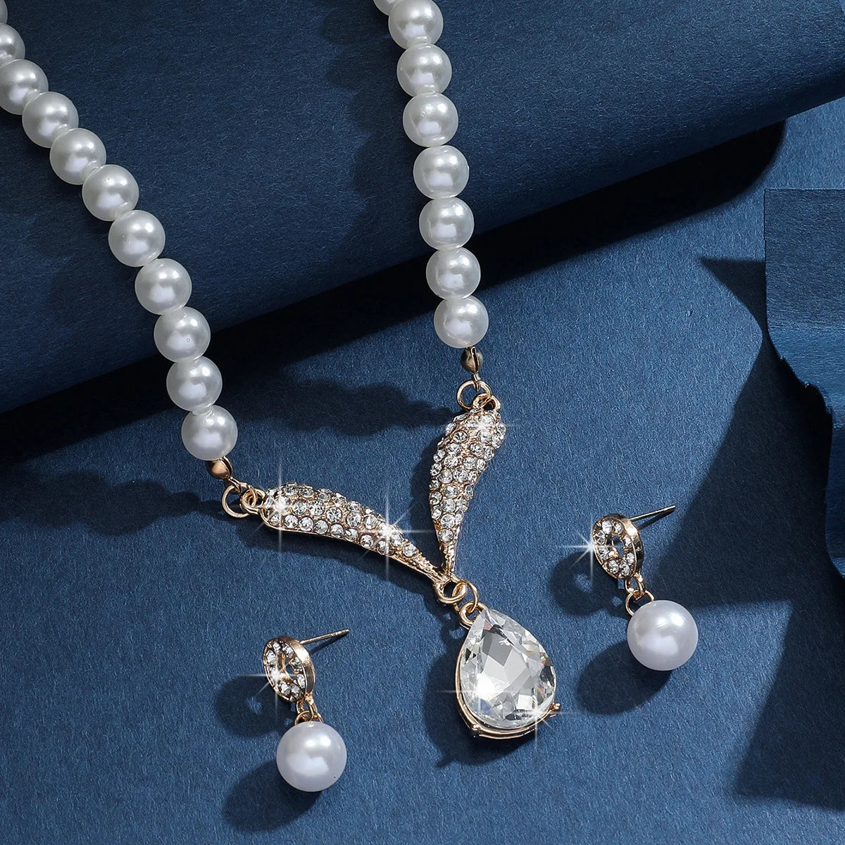 3 Pieces Of Women's Wedding Accessori, Earrings, Necklaces,  Bridal Jewelry Sets, Banquet And Party Accessories