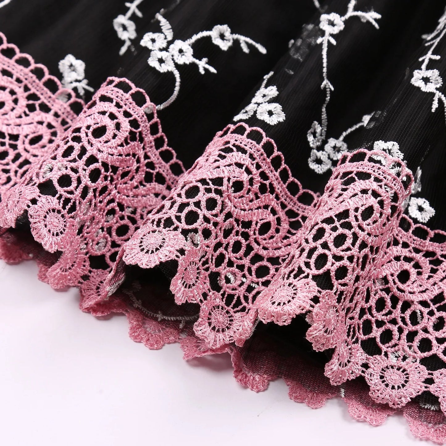 Girls Elegant Dresses Girls Princess Dress Flower Embroidery Luxury Gown Kids Piano Performance Dress Weddings Birthday Dress