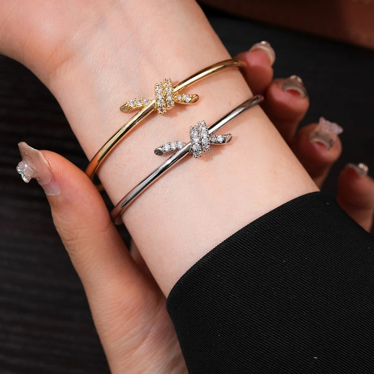 Simple Glossy Zircon Knot Bangles for Women 2025 Korean Fashion Bracelet Light Luxury High-end Wedding Bride Accessories