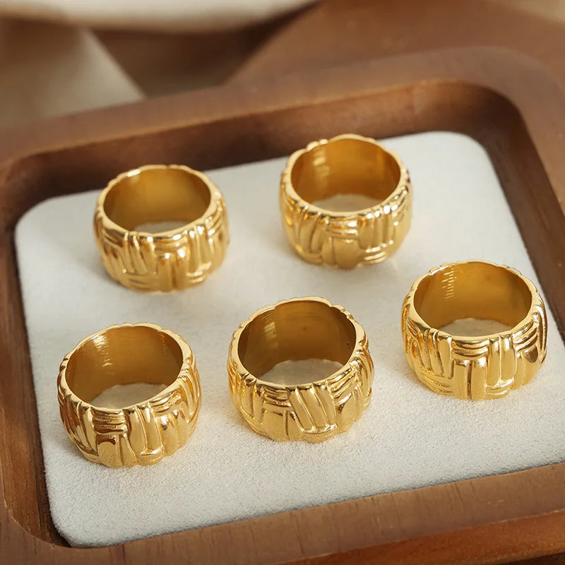 Modern Stainless Steel Round Ring for women PunkIrregular Ring 18K Gold Plated Jewelry Female Luxury Accessory Wholesale