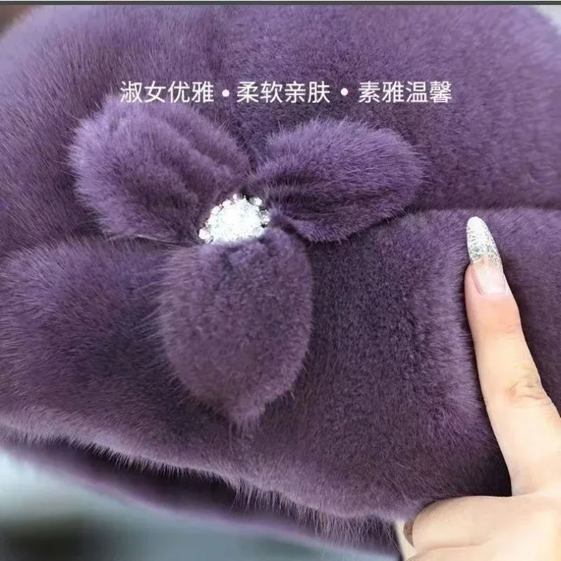 Hat for Women, Versatile and Fashionable, with Warm and Thick Windproof Ears, Suitable for Middle-aged and Elderly People