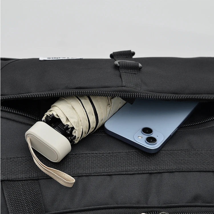 Oversized handbag, multi-functional, suitable for travel, fitness activities, and outdoor excursions