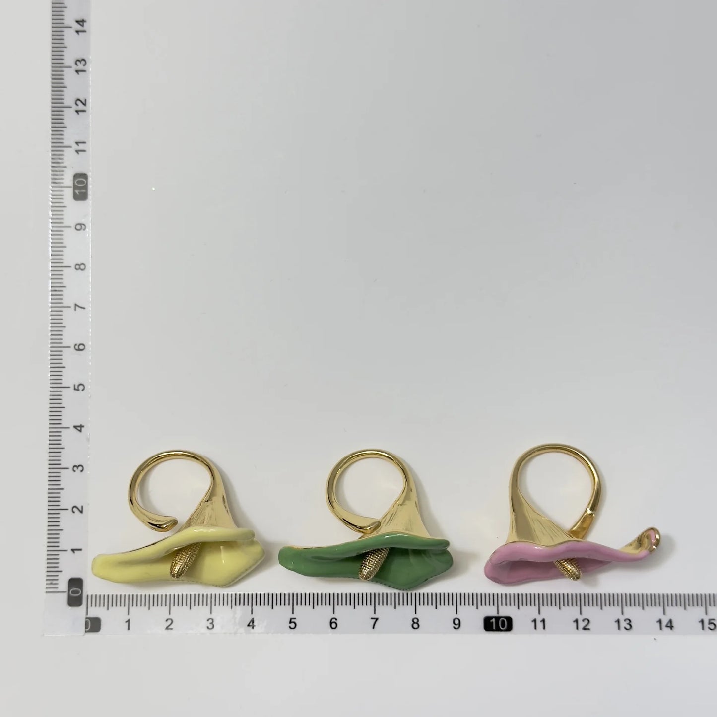 Metal enamel oil-dropped ring