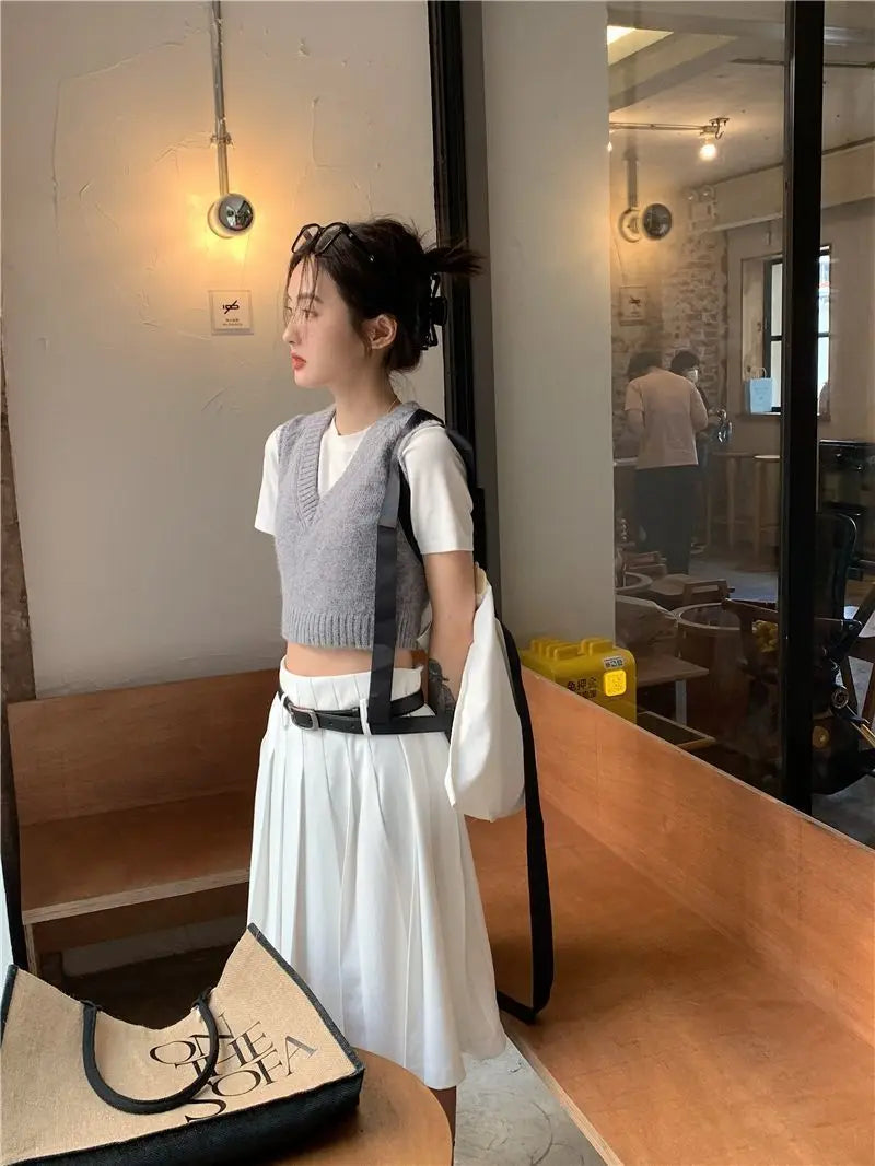 Sweater Vests Women Simple All-match Basic V-neck Casual Spring Vintage Knitting Fashion Ulzzang Ladies Temperament Classic Chic