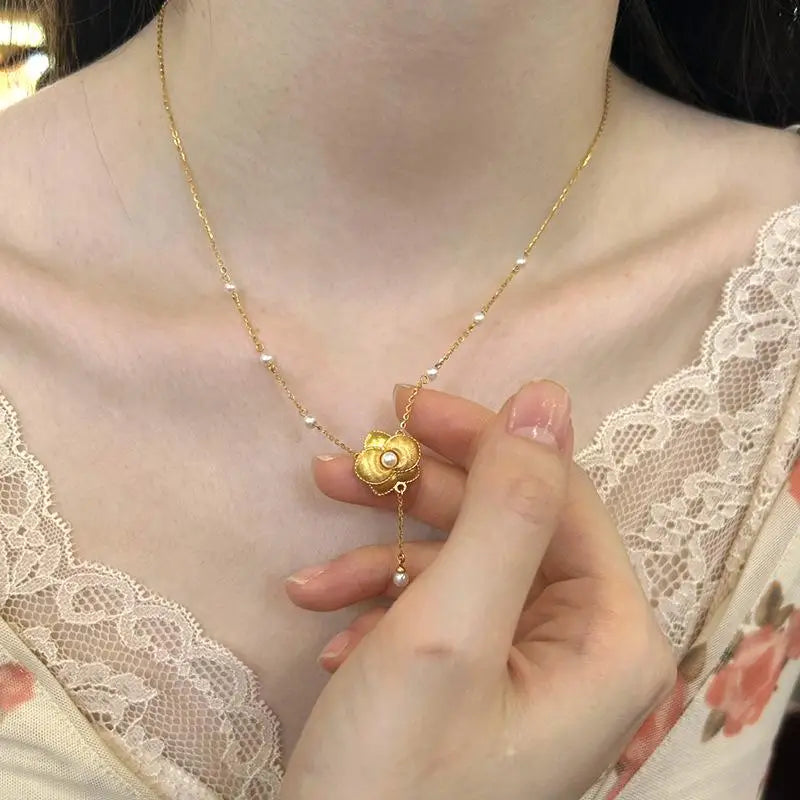 Rich and exquisite velvet gardenia pearl necklace antique gold craftsm brushed pearl collar chain tassel wedding jewelry