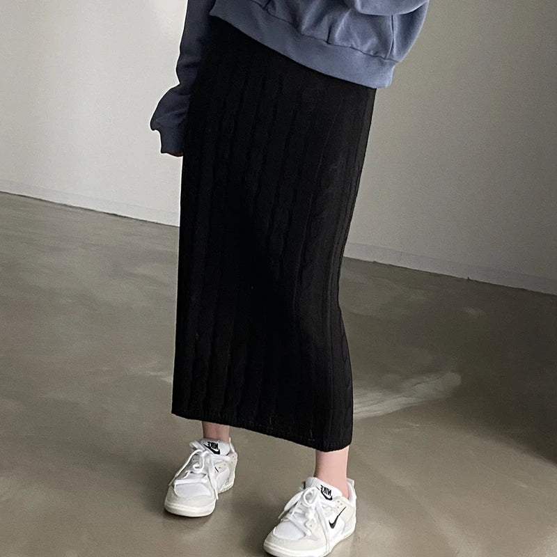 Solid Knitted Skirts For Women 2023 Fashion Autumn Winter Slim Long Skirt Vintage Casual Elastic High Waisted Straight Skirt New