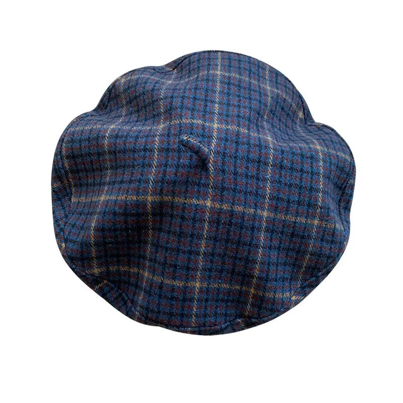 New Berets for Women in Autumn Winter British Inspired Checkered Design UFO shaped Face Slimming Retro Elegant Painter Hats