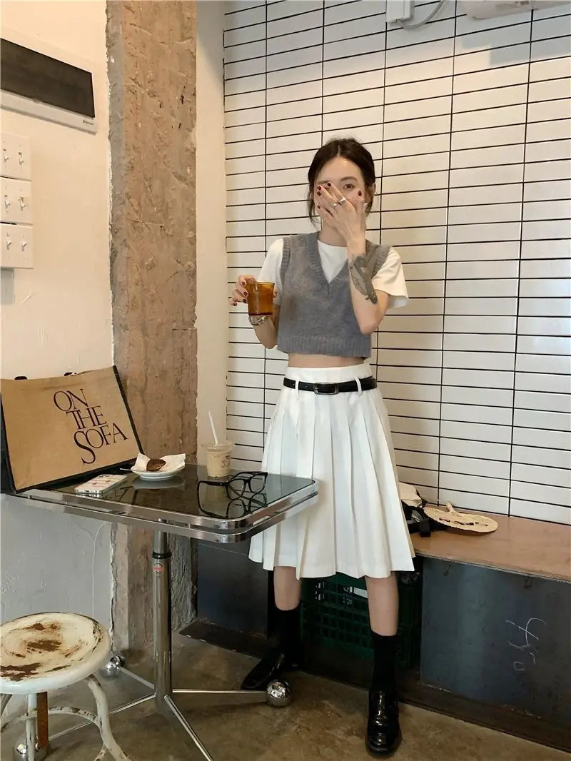 Sweater Vests Women Simple All-match Basic V-neck Casual Spring Vintage Knitting Fashion Ulzzang Ladies Temperament Classic Chic