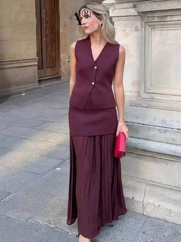 HH 2025 Women Skirt Set Wine Red Knitted V-Neck Sleeveless Slim Vest +Solid High Waist Zipper Patchwork Long Skirt Street