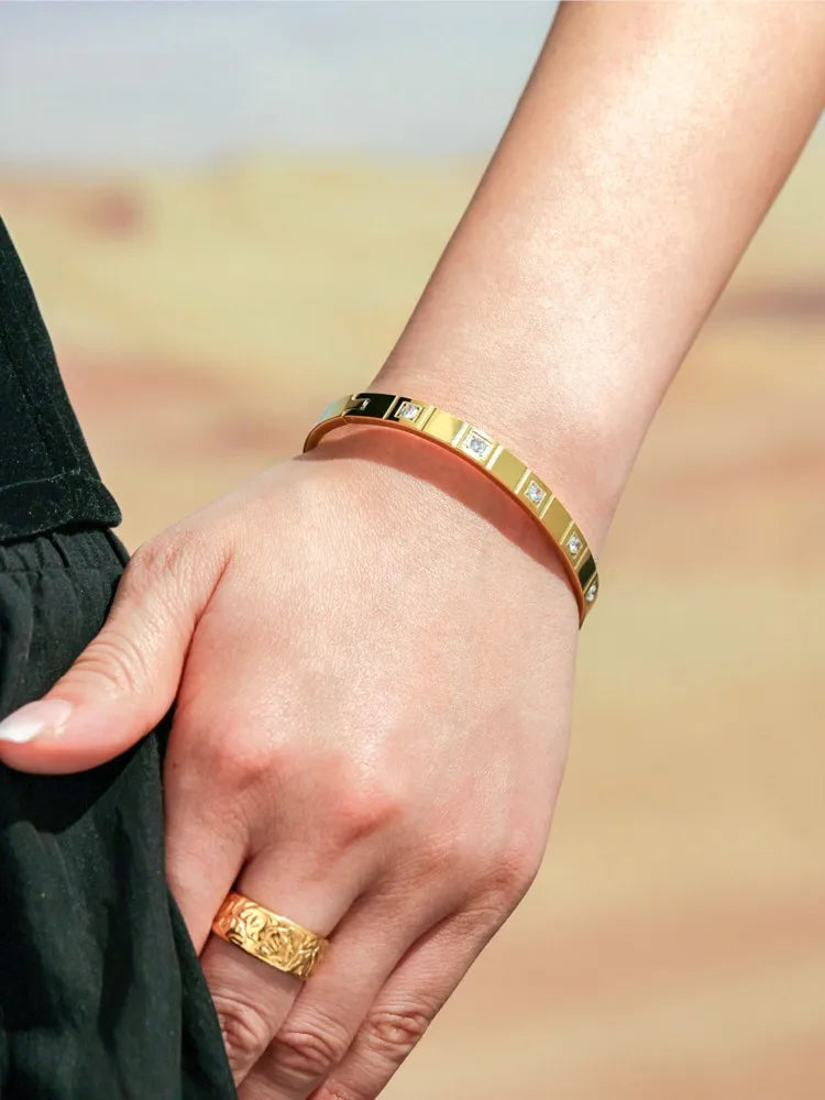 Stainless Steel Bracelet Bangle For Women Men 18k Gold Plated Inlaid Shiny Zircon Openable Unisex Bracelets Bangles Couples Gift