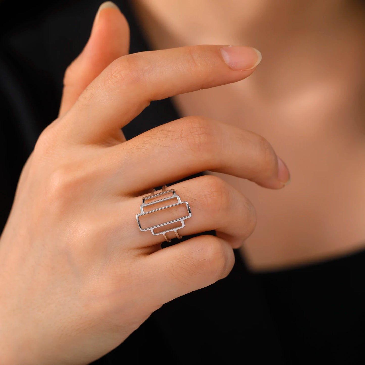 Fashionable and minimalist rectangular geometric ring with hollowed out lines geometric building ring minimalist couple ring