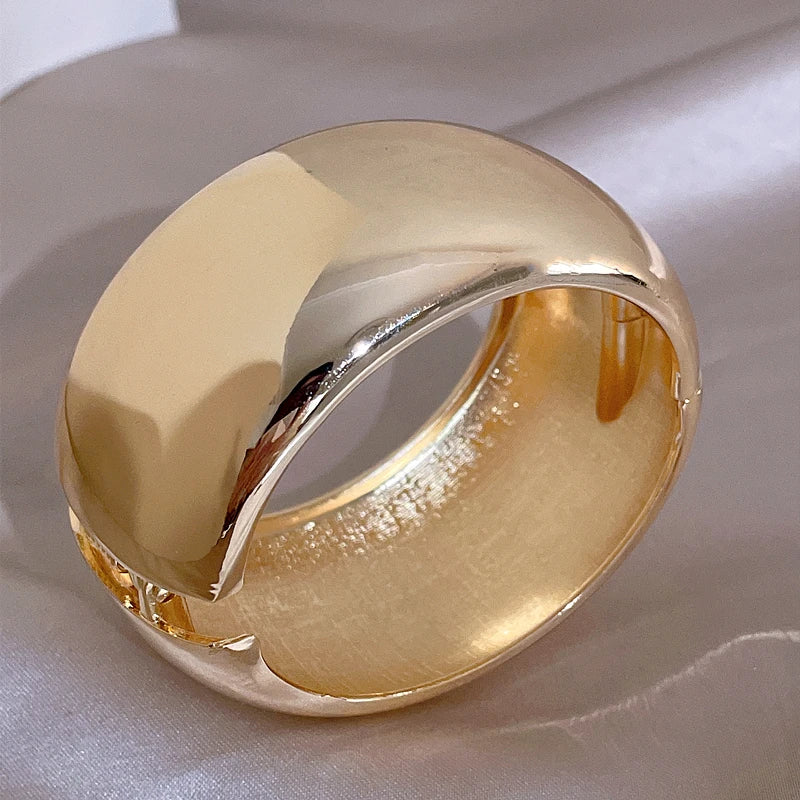 Punk Fashion Large Size Metal Wide Open Bangles for Women Statement Smooth Alloy Cuff Bangle Bracelets Jewelry Femme Accessories