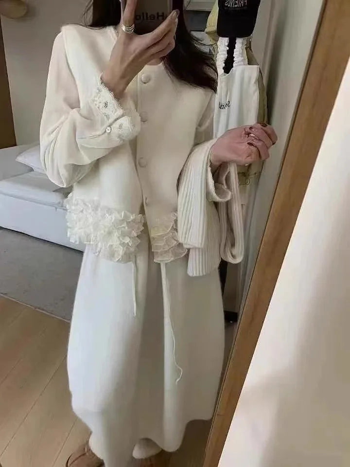 Sweater Vest 2025 Winter New Korean Temperament Splicing Lace Thickened Women's Winter Sweatshirt