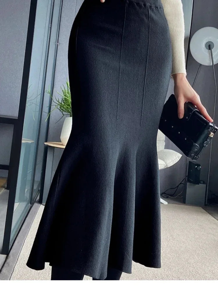 Women's Skirts 2025 Autumn Winter Fashion Knitted Long Skirts for Women Green Vintage Slim Office Lady A-LINE Fishtail Skirt