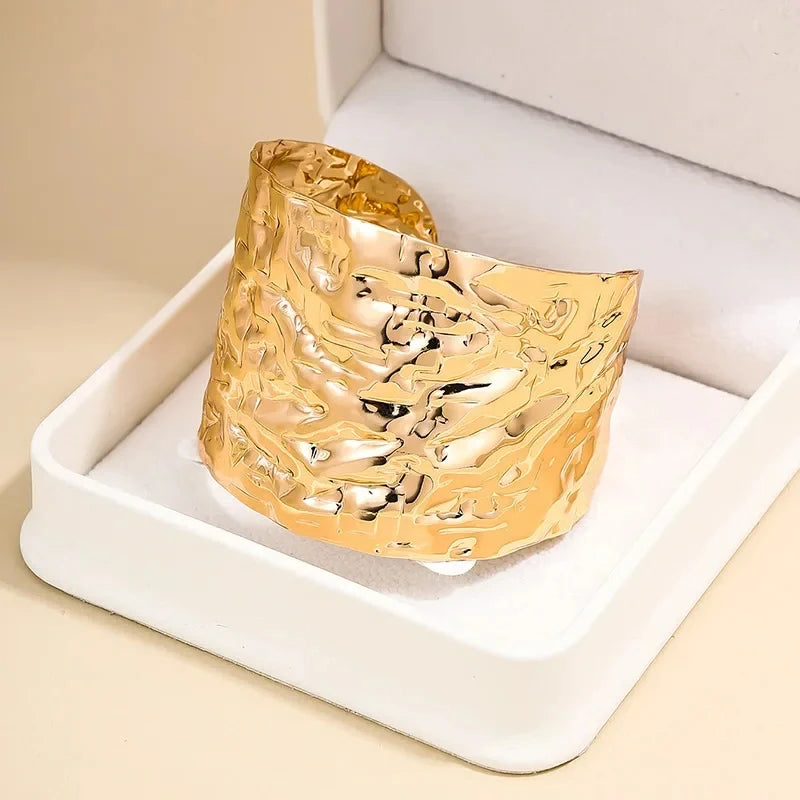 Bangles For Women Irregular Metal Cuff Bracelet Pleated Wide Edition Exaggerated Party Gift Holiday Fashion Jewelry CB042