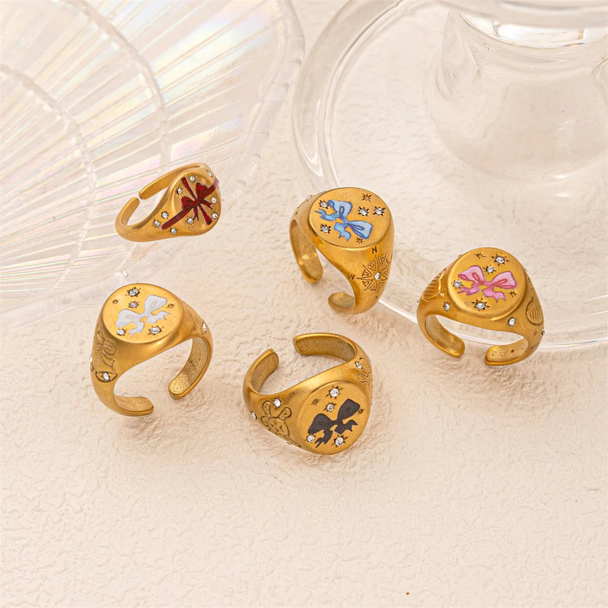 Stainless steel painted bow ring, niche and personalized design, gold-plated and color preserving ring