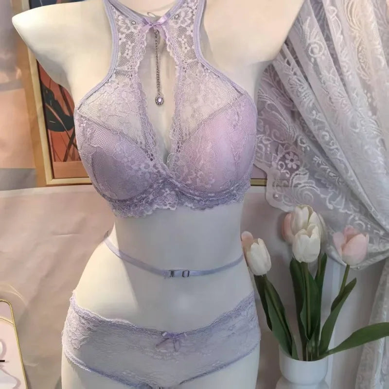 Comfortable Strapless Bra for Women French Design Neckline Support Push Up Padded Short Bra Everyday Wear Lace Trimmed MOYISU