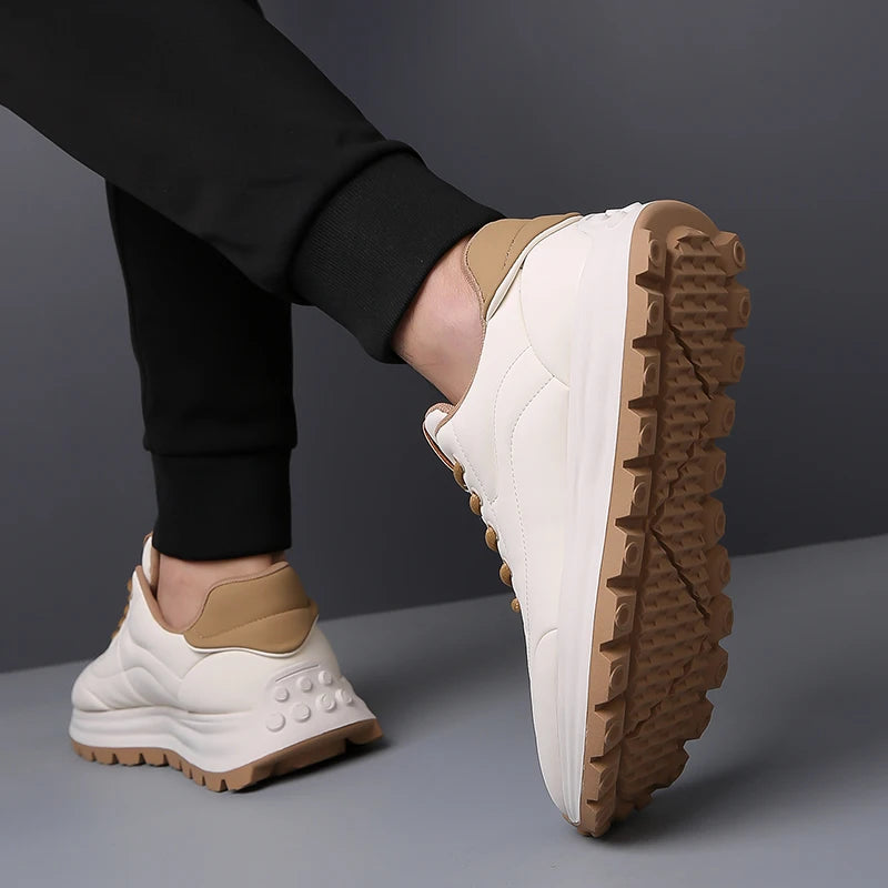 2025 New High-Quality Casual Sports Shoes With Breathable Leather Surface Anti Slip Soft Sole Round Toe Sports Shoes 38-44
