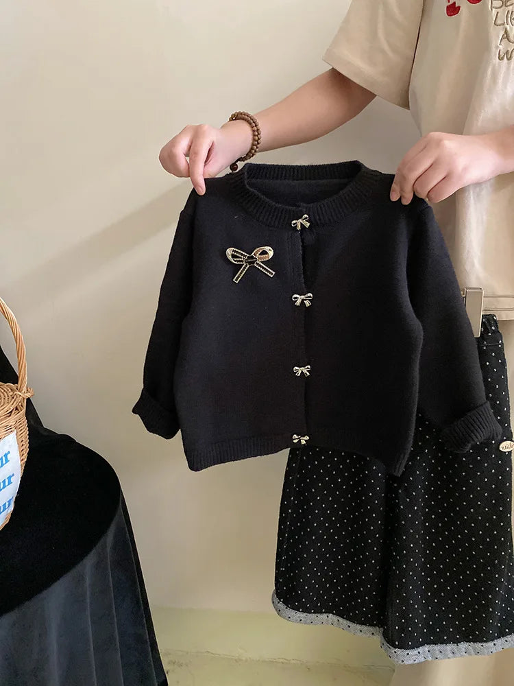 Sweaters Girl Academic Autumn Fashionable Bow Sweater Wave Point Trousers Girl Simple Loose Round Collar 2024 Striped