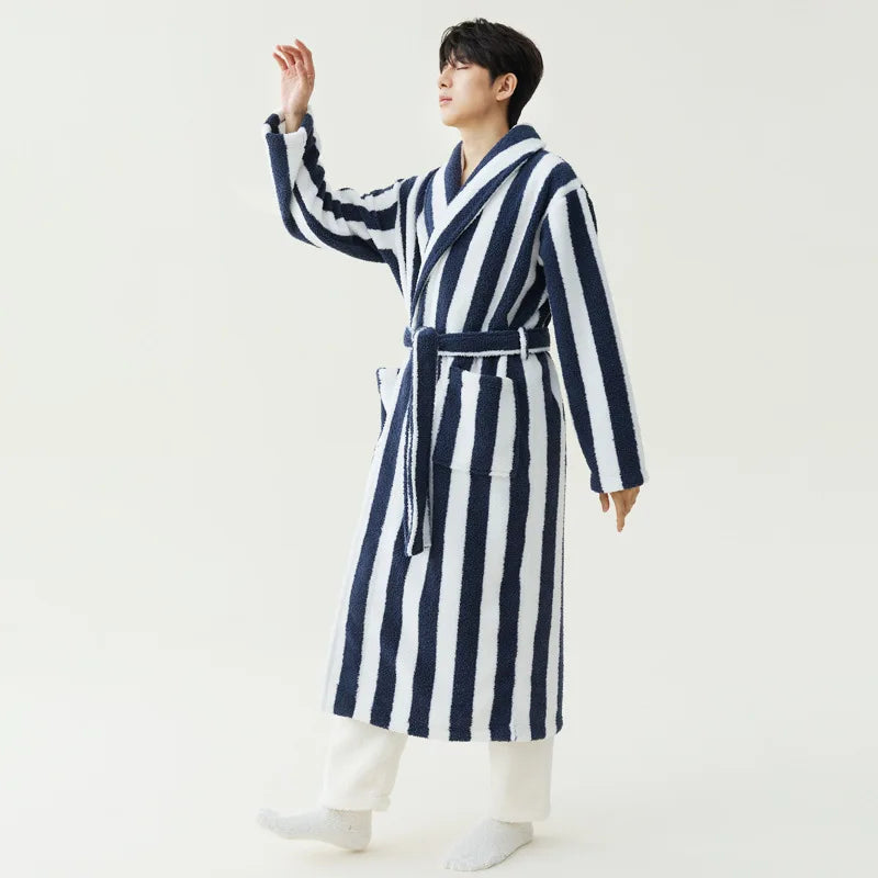 2025 New Autumn/Winter Women's Sleepwear Thick Velvet Warm Robe Couple Coral Velvet Striped Lengthed Home Clothes Bathrobe