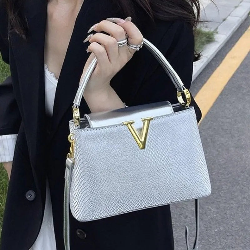 Graceful Handbag For Sophisticated Ladies The Ideal Travel Mate One Shoulder Retro Bag Merging Aesthetics With Utility