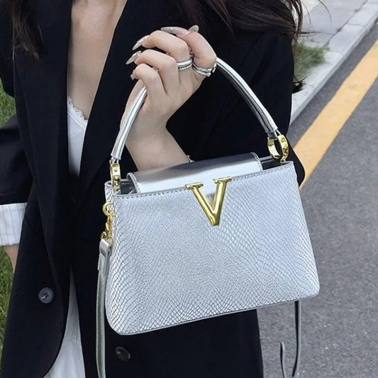 Graceful Handbag For Sophisticated Ladies The Ideal Travel Mate One Shoulder Retro Bag Merging Aesthetics With Utility