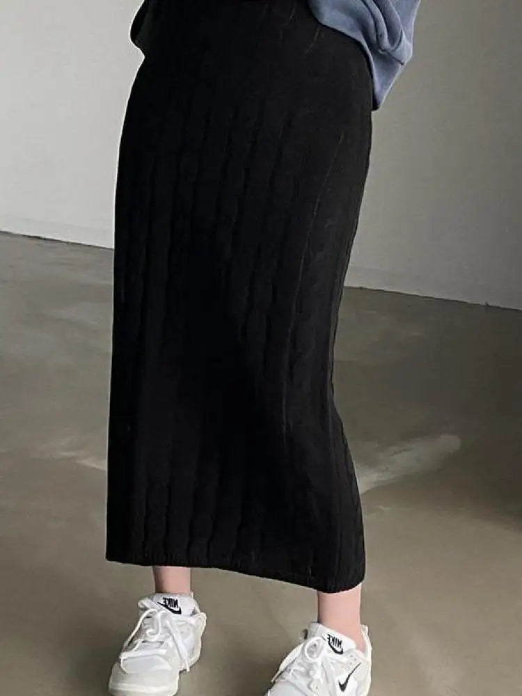 Solid Knitted Skirts For Women 2023 Fashion Autumn Winter Slim Long Skirt Vintage Casual Elastic High Waisted Straight Skirt New