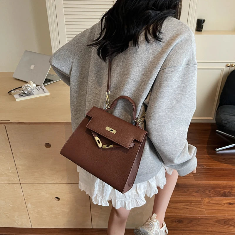 Stylish High-End Minimalist Handbag For Women Featuring Trendy Design And Large Capacity Solid Color Crossbody Bag Luxury