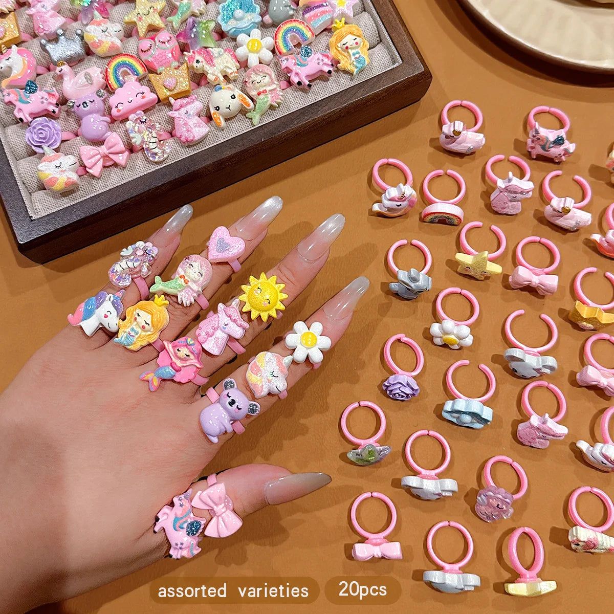 20 random cartoon ring styles suitable for daily use