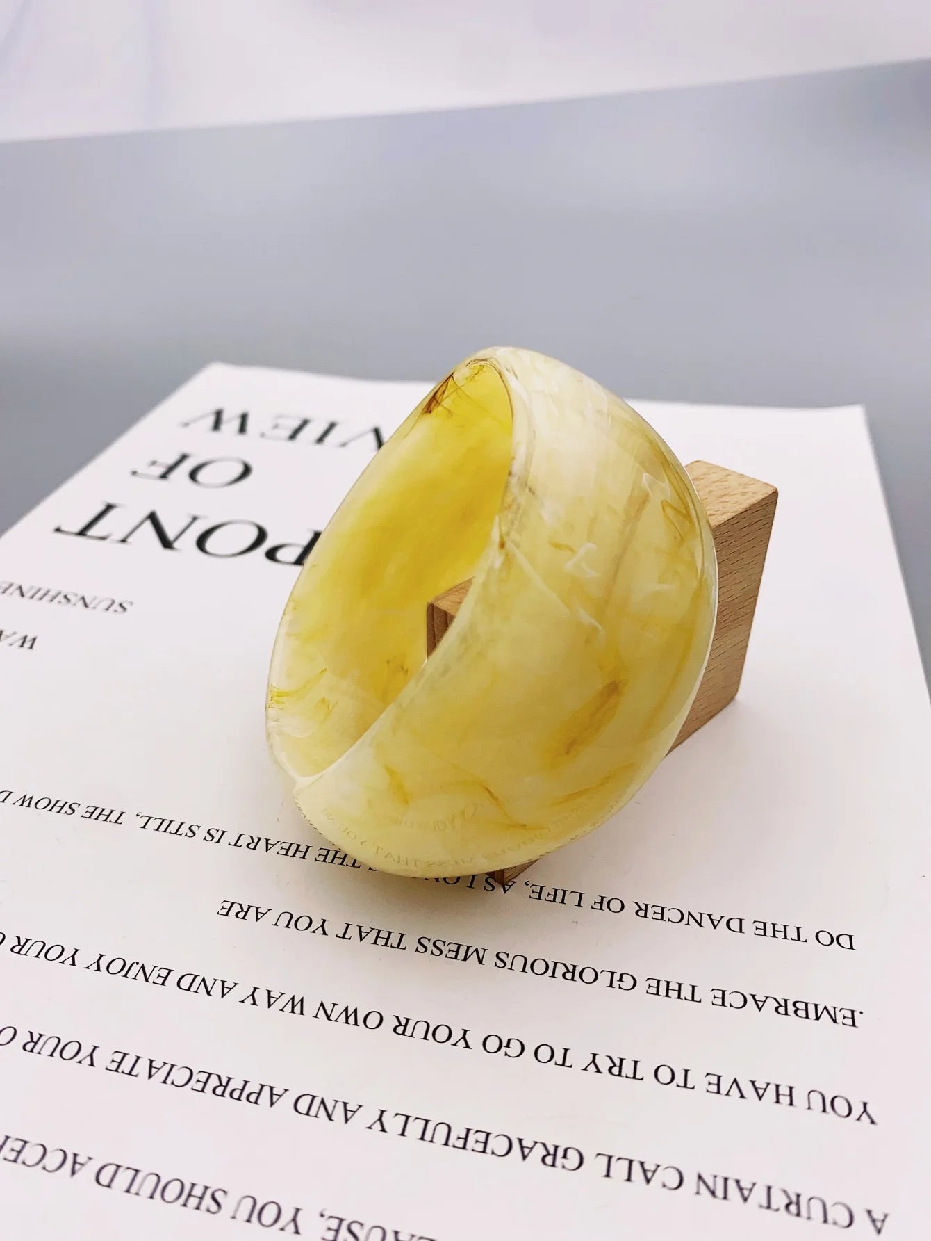 Fashionable irregular bangles with marble pattern for women bracelets for women