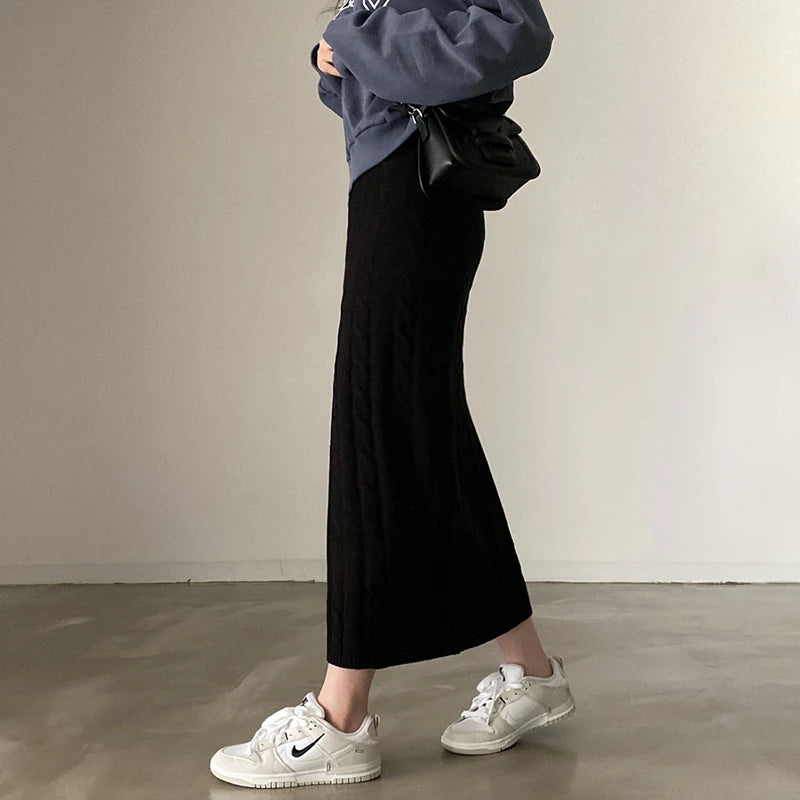 Solid Knitted Skirts For Women 2023 Fashion Autumn Winter Slim Long Skirt Vintage Casual Elastic High Waisted Straight Skirt New