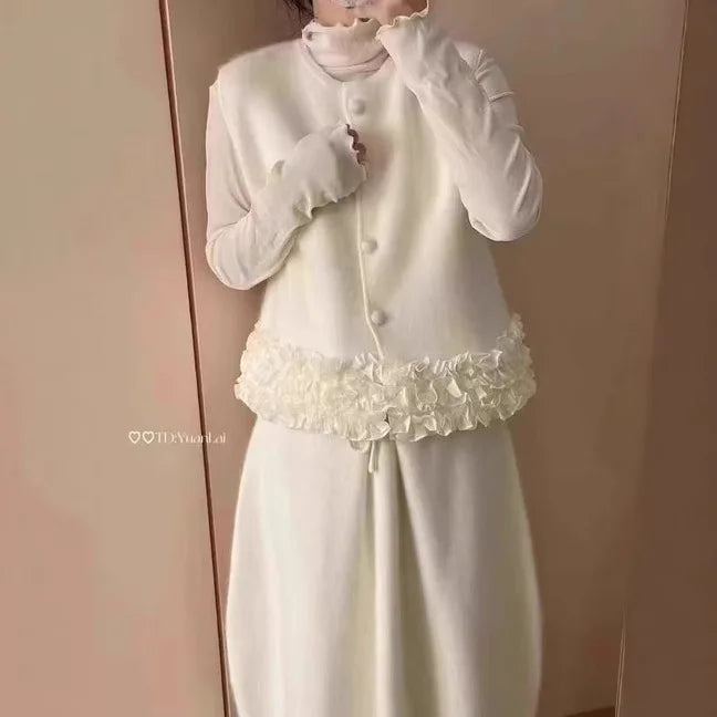 Sweater Vest 2025 Winter New Korean Temperament Splicing Lace Thickened Women's Winter Sweatshirt