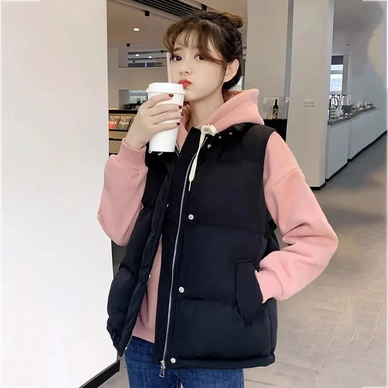2024 Autumn/winter New Women's Outerwear Simple Shoulder Vest Versatile Half-polo/turtle Neck Sleeveless Horse Rider Vest Trendy
