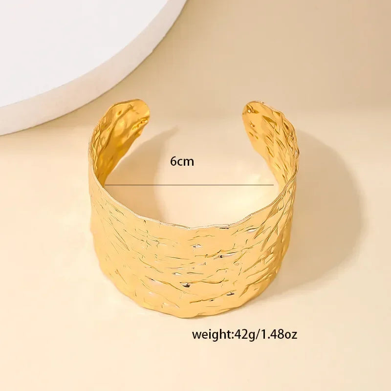 Bangles For Women Irregular Metal Cuff Bracelet Pleated Wide Edition Exaggerated Party Gift Holiday Fashion Jewelry CB042