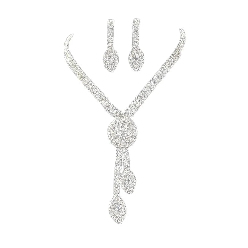 Two-piece set of women's earrings and necklace, fashionable, luxurious, and sparkling jewelry, perfect for holiday gifts