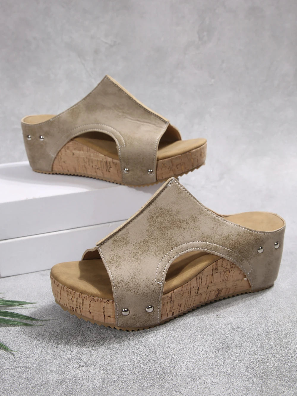 Sandals Women Summer 2025 Fashion Wedge Shoes For Women Non-Slip Slip On Women's Sandals Retro Women Heels Footwear Female