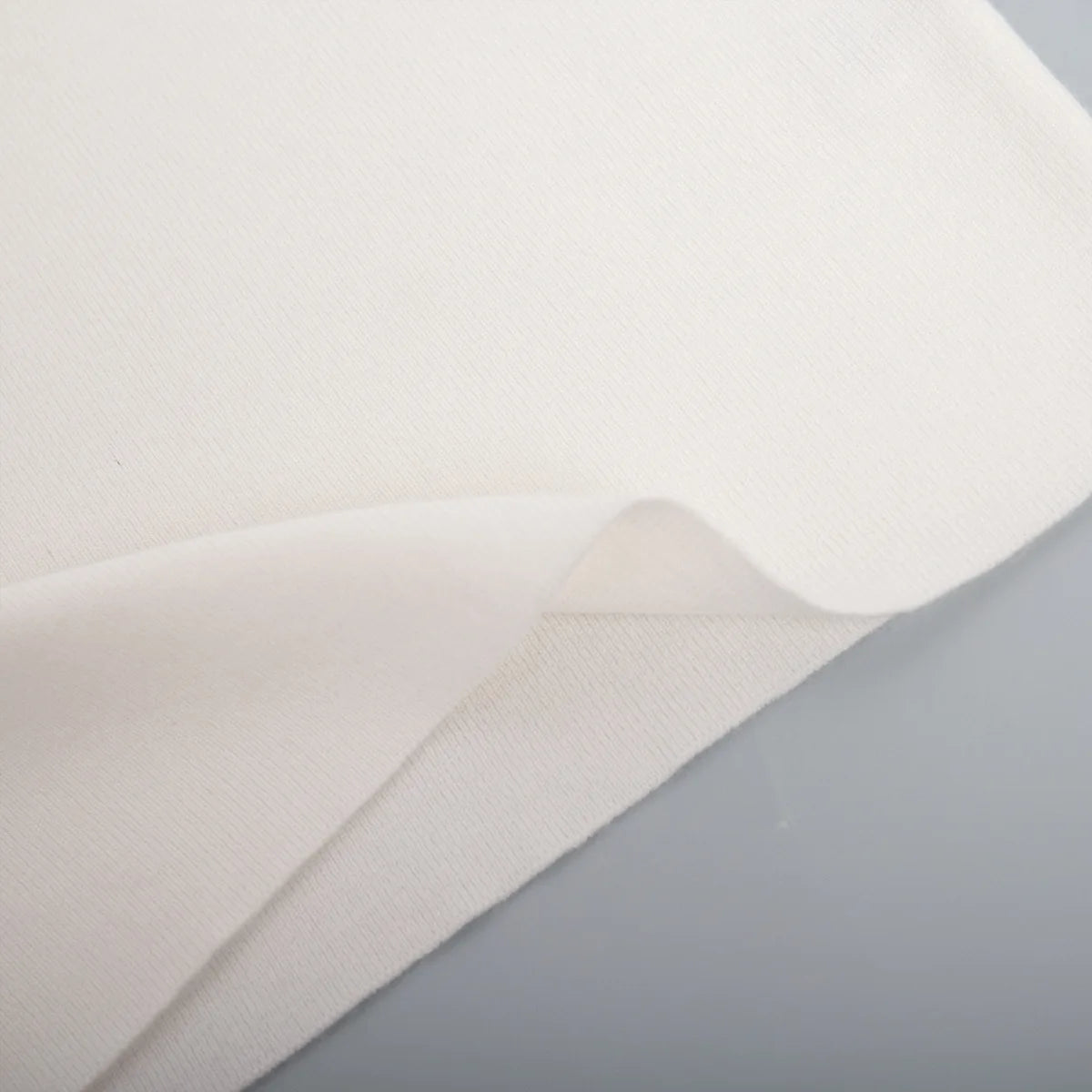 Sweater Women's Autumn and Winter Style Long Sleeved Knitted Base Shirt, One Shoulder Sexy Slim Fit Off Shoulder Top